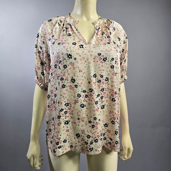 Ann Taylor Pink Floral Blouse with V-Neck and Short Sleeves R3 - Picture 1 of 4